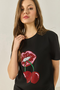 Cherry Lips Baskılı Taş Detaylı Normal Kalıp T-Shirt 4137 60283298 - Siyah