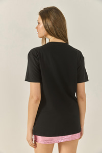 Cherry Lips Baskılı Taş Detaylı Normal Kalıp T-Shirt 4137 60283298 - Siyah