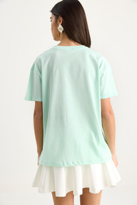 Çiçek Aksesuarlı Kısa Kollu Pamuklu T-Shirt 60602040 - Mint Yeşili