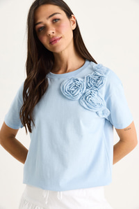 Çiçek Aksesuarlı Regular Bisiklet Yaka T-Shirt 60602030 - Bebe Mavisi