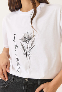 Çiçek Baskılı  Kısa Kollu Bisiklet Yaka T-Shirt 60602033 - Beyaz
