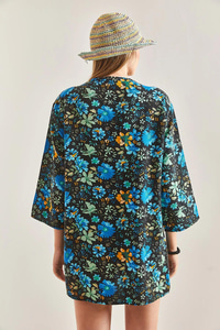 Çiçek Desenli Keten Kısa Kimono 60261514 - Siyah-Mavi
