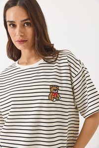 Çizgili Tedi Nakışlı Kısa Kollu Overisize T-Shirt 3083 60283055 - Beyaz-Siyah