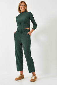 Crop Bluz ve Beli Lastikli Pantolonlu Alt Üst Takım 60261363 - Zümrüt Yeşili