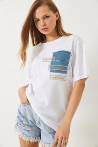 Denim Parçalı Payet Detaylı Nakışlı T-Shirt 60261388 - Beyaz
