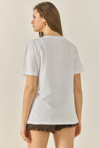 Desenli Taş İşlemeli Normal Kalıp Pamuklu T-Shirt 8125 60283304 - Beyaz
