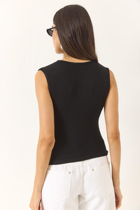 Drape Detaylı Soft Touch Esnek Viskon Bluz 4019 60284038 - Siyah