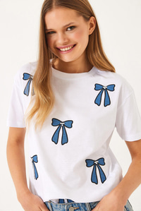 Fiyonk Nakışlı Boncuklu Kısa Kollu T-Shirt 60602013 - Beyaz