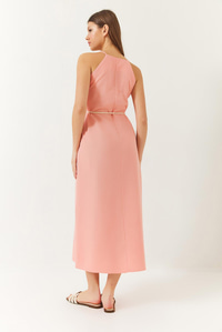 Halter Yaka Kuşak Detaylı Keten Elbise 60261422 - Somon