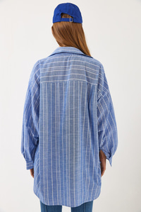 İnce Çizgili Oversize Gömlek 2024 60271047 - Mavi