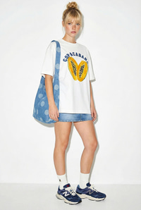 Kadın %100 Pamuk Bisiklet Yaka Papaya Baskılı Oversize T-Shirt ÖT261006 60286080 - Beyaz T-SHİRT modelleri