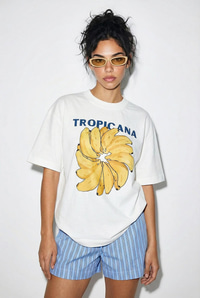 Kadın %100 Pamuk Bisiklet Yaka Tropicana Muz Baskılı Oversize T-Shirt ÖT261005 60286082 - Beyaz T-SHİRT modelleri
