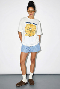 Kadın %100 Pamuk Bisiklet Yaka Tropicana Muz Baskılı Oversize T-Shirt ÖT261005 60286082 - Beyaz T-SHİRT modelleri