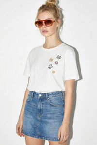 Kadın %100 Pamuk El İşi Çiçek Nakış Detaylı Premium Tasarım T-Shirt 1005 60282050 - Beyaz T-SHİRT modelleri