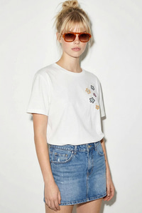 Kadın %100 Pamuk El İşi Çiçek Nakış Detaylı Premium Tasarım T-Shirt 1005 60282050 - Beyaz T-SHİRT modelleri