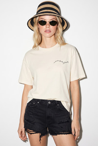 Kadın %100 Pamuk Minimal Baskı Detaylı Oversize T-Shirt 60382632 - Ekru T-SHİRT modelleri