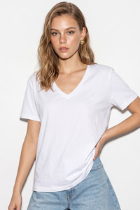 Kadın %100 Pamuk V Yaka Regular Fit T-Shirt 60382621 - Beyaz T-SHİRT modelleri