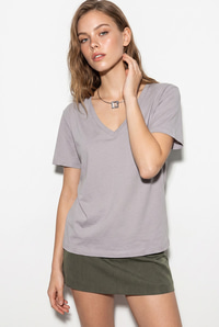 Kadın %100 Pamuk V Yaka Regular Fit T-Shirt 60382621 - Açık Vizon T-SHİRT modelleri