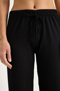 Kadın Beli Lastikli Bağlama Detaylı Rahat Kesim Yazlık Gofre Pantolon 2234 60283348 - Siyah