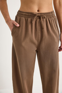Kadın Beli Lastikli Paça Detaylı Palazzo Kalıp Pamuk Gabardin Yazlık Pantolon 60283323 - Kahve