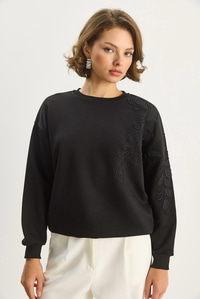 Kadın Bisiklet Yaka Çiçek Nakış ve Boncuk İşlemeli Sweatshirt 1562 60283633 - Siyah SWEATSHİRT modelleri