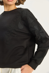 Kadın Bisiklet Yaka Çiçek Nakış ve Boncuk İşlemeli Sweatshirt 1562 60283633 - Siyah SWEATSHİRT modelleri