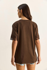 Kadın Bisiklet Yaka Dantel Detaylı Oversize T-Shirt 2134 60286120 - Kahverengi T-SHİRT modelleri