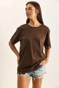 Kadın Bisiklet Yaka Dantel Detaylı Oversize T-Shirt 2134 60286120 - Kahverengi T-SHİRT modelleri