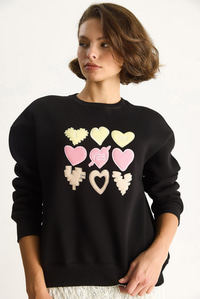 Kadın Bisiklet Yaka Kalp Nakışlı Şardonlu Üç İplik Sweatshirt 6875 60283520 - Siyah SWEATSHİRT modelleri