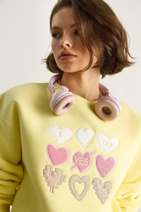Kadın Bisiklet Yaka Kalp Nakışlı Şardonlu Üç İplik Sweatshirt 6875 60283520 - Limon Sarısı SWEATSHİRT modelleri