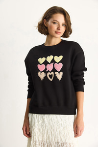 Kadın Bisiklet Yaka Kalp Nakışlı Şardonlu Üç İplik Sweatshirt 6875 60283520 - Siyah SWEATSHİRT modelleri