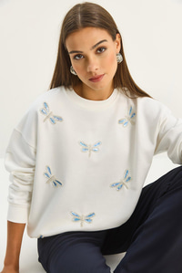 Kadın Bisiklet Yaka Kelebek Taş İşlemeli Relaxed Sweatshirt 1558 60283660 - Beyaz SWEATSHİRT modelleri