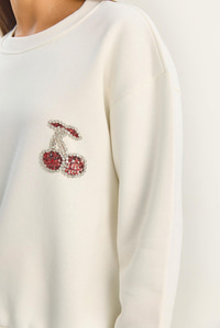 Kadın Bisiklet Yaka Kiraz Taş İşlemeli Üç İplik Şardonlu Sweatshirt 60601047 - Beyaz SWEATSHİRT modelleri