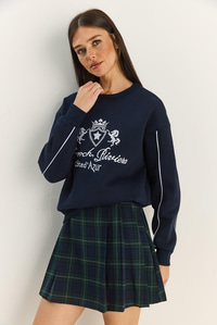 Kadın Bisiklet Yaka Nakış İşlemeli Üç İplik Şardonlu Sweatshirt 60601049 - Lacivert SWEATSHİRT modelleri