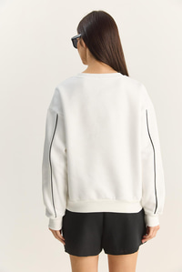 Kadın Bisiklet Yaka Nakış İşlemeli Üç İplik Şardonlu Sweatshirt 60601049 - Ekru SWEATSHİRT modelleri