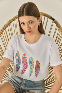 Kadın Bisiklet Yaka Tüy Desen Boncuk İşlemeli Oversize Pamuklu T-Shirt 1820 60283285 - Beyaz
