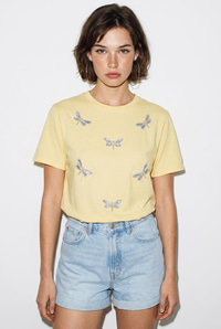 Kadın Boncuk Taş İşlemeli Yusufçuk Desenli Rahat Kalıp T-Shirt 2212 60283971 - Sarı T-SHİRT modelleri