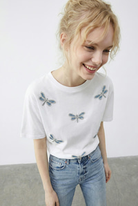 Kadın Boncuk Taş İşlemeli Yusufçuk Desenli Rahat Kalıp T-Shirt 2212 60283971 - Beyaz T-SHİRT modelleri