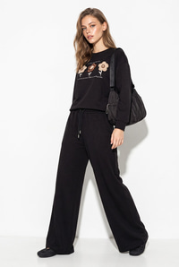 Kadın Boncuk ve Pul İşlemeli Çiçek Aplikeli Oversize Sweat Bol Pantolon Pamuk Modal Takım 2265 60286491 - Siyah ALT - ÜST TAKIM modelleri