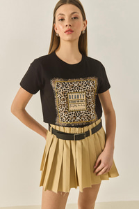 Kadın Bsisiklet Yaka Kısa Kollu Taş Baskılı Leopar Detaylı Normal Kalıp T-Shirt 1631 60283280 - Siyah