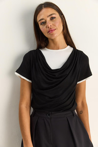 Kadın Çift Kat Görünümlü Degaje Yaka Kısa Kol T-Shirt 6140 60286132 - Siyah T-SHİRT modelleri