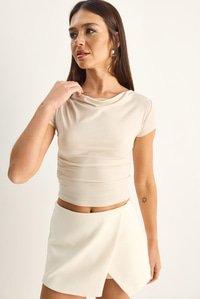 Kadın Degaje Yaka Drapeli Crop Bluz 2343 60286200 - Bej BLUZ modelleri