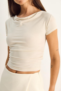 Kadın Degaje Yaka Drapeli Crop Bluz 2343 60286200 - Bej BLUZ modelleri