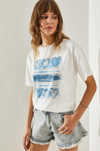 Kadın Dijital Kalp Baskılı Kısa Kollu T-Shirt 60251384 - Mavi T-SHİRT modelleri