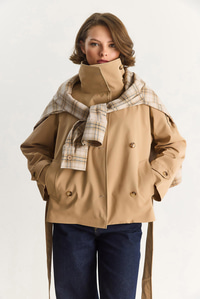 Kadın Dik Yaka Kuşak Detaylı Astarlı Oversize Kısa Trençkot 26-004 60283556 - Camel DIŞ GİYİM modelleri