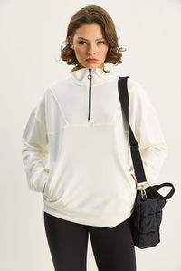 Kadın Dik Yaka Yarım Fermuarlı Cep Detaylı Oversize Modal Sweatshirt 60601053 - Ekru SWEATSHİRT modelleri