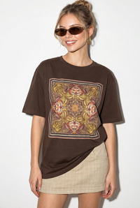 Kadın Etnik Desenli Boncuk İşlemeli Baskı Detaylı Oversize T-Shirt 2128 60286123 - Kahverengi T-SHİRT modelleri