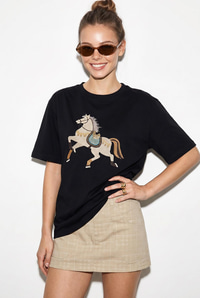 Kadın Figürlü Nakış ve Boncuk Detaylı Oversize T-Shirt 2222 60286121 - Siyah T-SHİRT modelleri