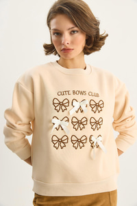 Kadın Fiyonk Nakışlı Kurdele Aksesuarlı Üç İplik Şardonlu Sweatshirt 60601048 - Bej SWEATSHİRT modelleri