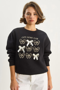 Kadın Fiyonk Nakışlı Kurdele Aksesuarlı Üç İplik Şardonlu Sweatshirt 60601048 - Siyah SWEATSHİRT modelleri